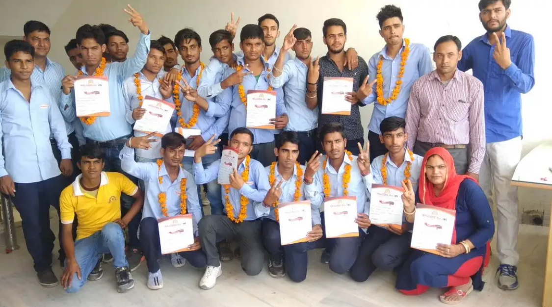 Guaranteed 100% placement in several multinational companies